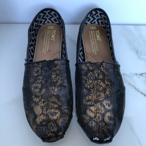 TOMS Gold Leopard Slip On Shoes - Picture 2 of 3